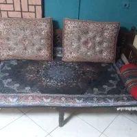 فرش و پشتی برا سفره خونه