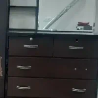 کمد دراور و آینه