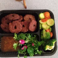 ارسال ناهار و شام خوشمزه و سلامت|خدمات پذیرایی، مراسم|تهران, شهرک چیتگر|دیوار