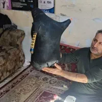 نیاز من پول|سازهای بادی|شیراز, سیاه سنگ|دیوار