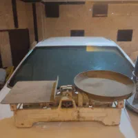 ترازو|کلکسیون اشیاء عتیقه|نسیم‌شهر, |دیوار