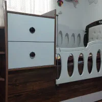 تخت کودک و نوجوان|تخت و سرویس خواب|صدرا-فارس, فاز ۱|دیوار