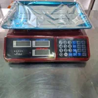 ترازو باسکول انواع آن موجود است