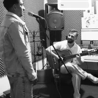 یادگیری تخصصی صداسازی و خوانندگی/جلسه تمرین رایگان|خدمات آموزشی|شیراز, معالیآباد|دیوار