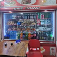 چند شاگرد در ساندویچی نیازمندیم