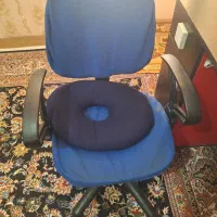 صندلی و میز کامپیوتر
