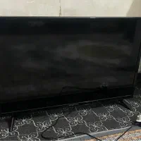 32اینچ معاوضه هم دارمLEDبا گوشی
