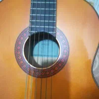 گیتار سی ۷۰ اصل اندونزی