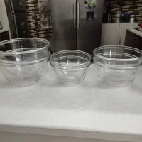 مقداری ظروف در نو فرانسه