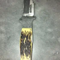 چاقو زامن داره لنجی