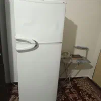 یخچال تمیز نیاز به تعمیر