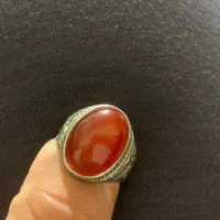 عقیق سرخ کهنه همراه رکاب