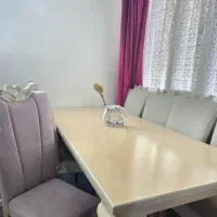 میز ناهار خوری 8 نفره در حد نو