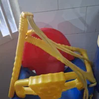 تاب بچه|اسباببازی بچه|رباطکریم, رباطکریم|دیوار