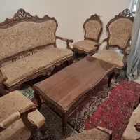 مبلمان سلطنتی 9 نفره با میز وسط چوب اصل