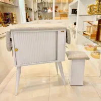 میز اتو و چرخ خیاطی درب کرکره ای