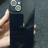 اپل iPhone 13 با حافظهٔ ۱۲۸ گیگابایت