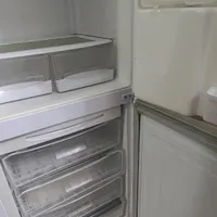 دوعدد یخچال نوبرابر ۴تخته فرش ۱۲۰۰شانه نو برابر|یخچال و فریزر|خوی, |دیوار