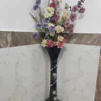 گل مصنوعی با گلدان