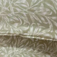 روبالشی دست‌دوز با دوخت تمیز و باکیفیت|رختخواب، بالش، پتو|میانه, |دیوار