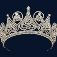 تاج عروس فوق العاده زیبا|جواهرات|فسا, |دیوار