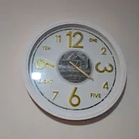 ساعت دیواری