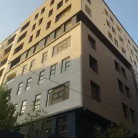 122متر-خطی-روبه-آفتاب-با-تراس-بزرگ-و-قابل-چیدمان