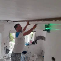 شاگرد گچ کاری