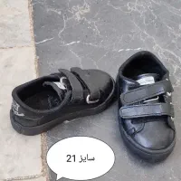 تعدادی کفش و بوت بچگانه|کفش و لباس بچه|کرج, شهرک فهمیده|دیوار