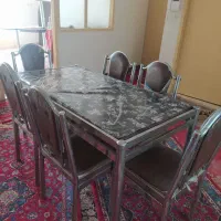 میز ناهارخوری