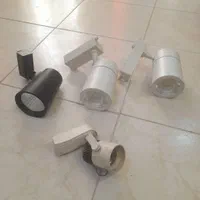 پروژکتور ریلی به همراه ریل