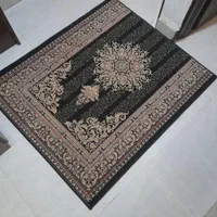 دوتا فرش یکب فرهی یکی کناره عروسکی