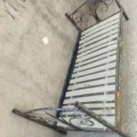 تخت فلزی|مبلمان خانگی و میز عسلی|تربت جام, بوستان وحدت|دیوار