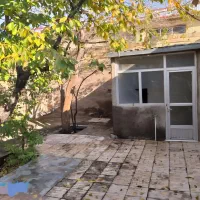 ۱۱۵ متر زمین ۴ طبقه بنا کوچه ۸ متری