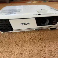 پروژکتور اپسون مدل EB-w31 در حد صفر