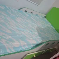 تخت نوجوان|تخت و سرویس خواب|نور, |دیوار