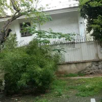 دروس ۵۵۰ متر بنا مناسب شرکتها و اموزشگاه