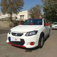 کوییک R مدل ۱۴۰۱ کلاچ اتومات سفید قرمز بیرنگ