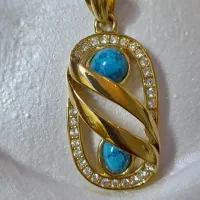 پلاک و گوشواره