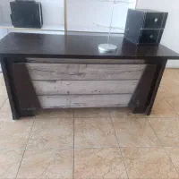 میزکار، قفسه ام دی آف و قفسه شکلات و خشکبار