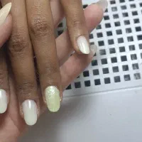 خدمات کاشت ناخن با ژل کاملا رایگان