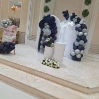 دیزاینر گل ارایی وبادکنک آرایی