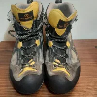 کفش کوهنکردی