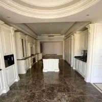 پنت‌هاوس استایلی ۳۱۵ متری با کلوزت‌ و روف‌گاردن