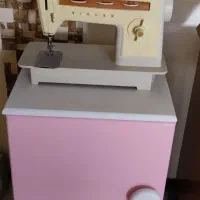 دو دستگاه چرخ خیاطی