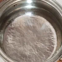 قابلمه مسی|ظروف پخت‌وپز|قم, قلعه کامکار|دیوار