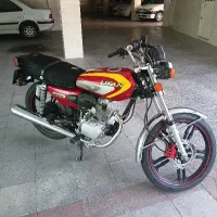 ۱۲۵ تمیز و خشک/ بدون خط و خش/ ریموت دار / ۱۴۰۳