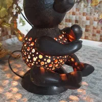 مجسمه چوبی دست ساز چراغ خواب سالم