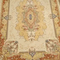 ۲ عدد فرش ۴ متری