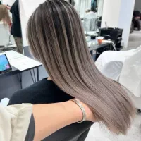 ساعت مو آدرس کلینیک گلبرگ